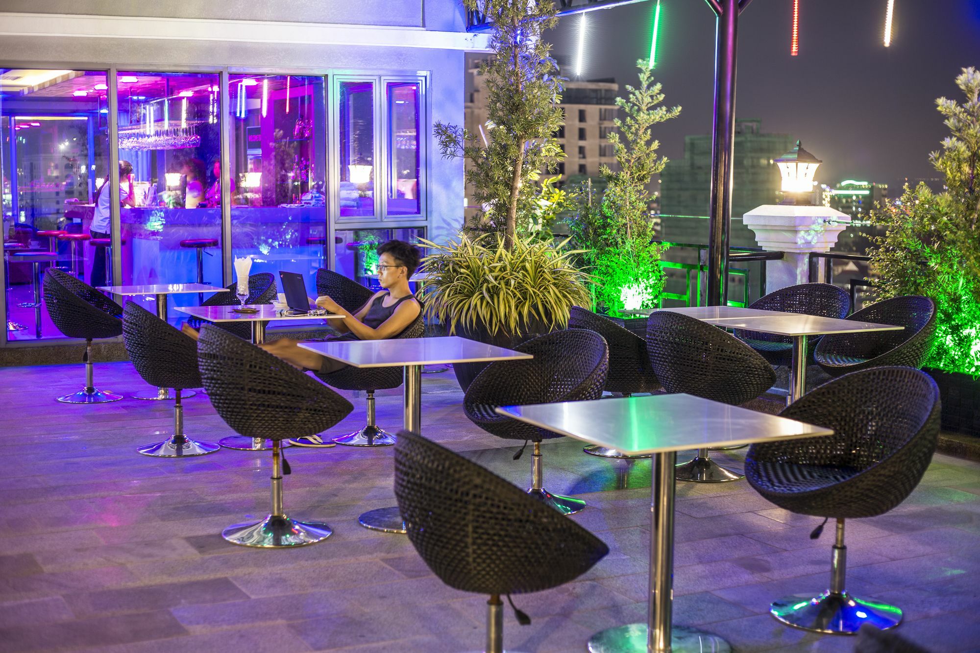 Kravan Hotel Phnom Penh Ngoại thất bức ảnh