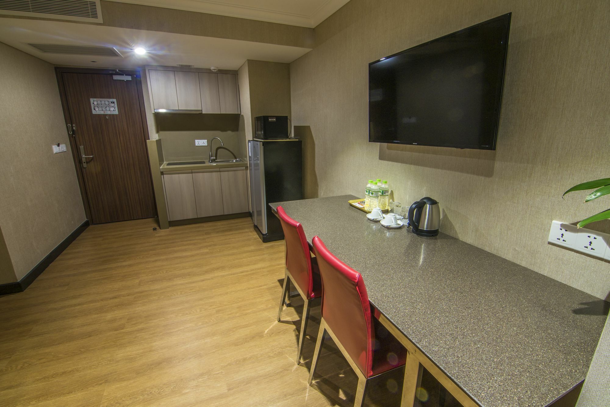 Kravan Hotel Phnom Penh Ngoại thất bức ảnh